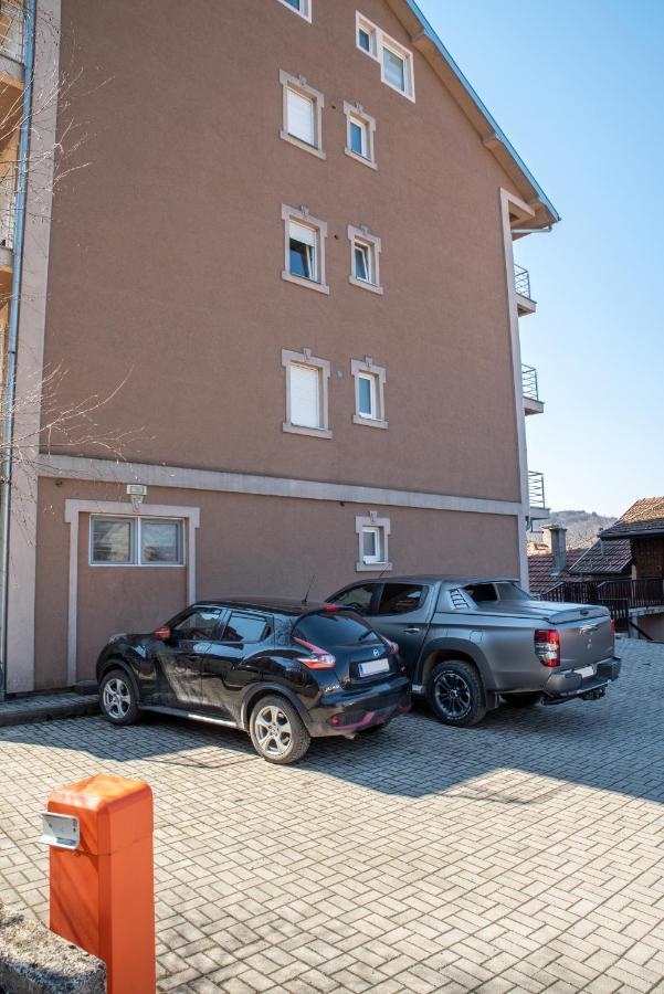 In Lux Apartman Vrnjačka Banja Exterior foto